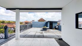 Villa dijual dengan 4 kamar tidur di Angantaka, Bali