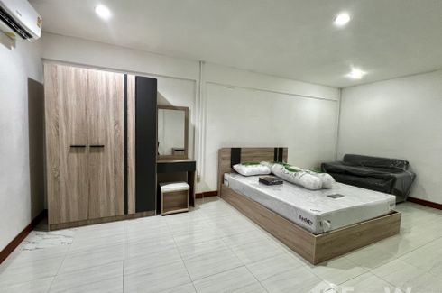 ให้เช่าอพาร์ทเม้นท์ พูนสิน คอนโดทาวน์ 1 ห้องนอน ใน หัวหมาก, บางกะปิ ใกล้ MRT ศรีบูรพา