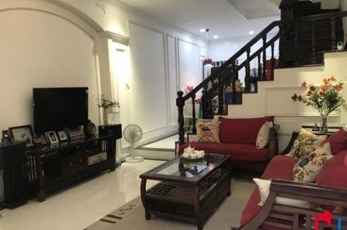 5 Bedroom House for sale in Buoi, Ha Noi