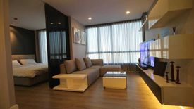 1 Bedroom Condo for rent in The Room Sukhumvit 40, Phra Khanong, Bangkok near BTS Ekkamai