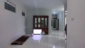 Rumah dijual dengan 5 kamar tidur di Margo Rejo, Yogyakarta