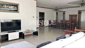 4 Bedroom House for sale in Baan Chalita 1, Na Kluea, Chonburi