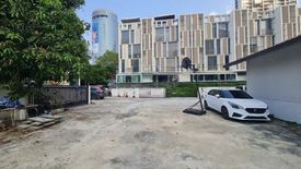 Land for sale in Khlong Toei Nuea, Bangkok near BTS Phrom Phong