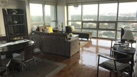 2 Bedroom Condo for rent in San Lorenzo, Metro Manila near MRT-3 Ayala