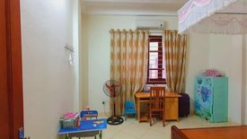 4 Bedroom House for sale in Nga Tu So, Ha Noi