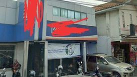 Komersial dijual dengan 3 kamar tidur di Cicadas, Jawa Barat