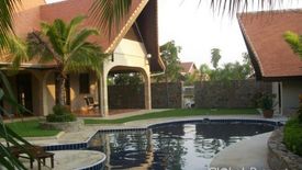 4 Bedroom House for sale in Nong Pla Lai, Chonburi