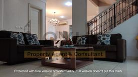 Rumah dijual atau disewa dengan 5 kamar tidur di Serpong, Banten