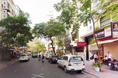 Cần bán nhà riêng 4 phòng ngủ tại Bến Thành, Quận 1, Hồ Chí Minh