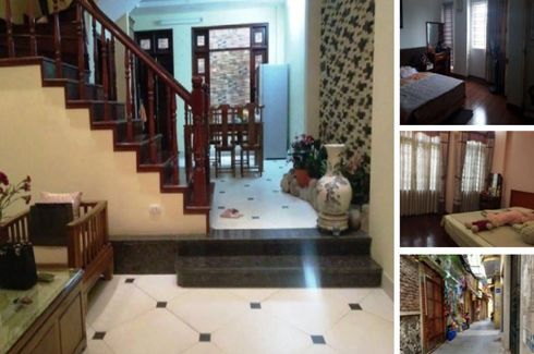 Cần bán nhà riêng 4 phòng ngủ tại Cát Linh, Quận Đống Đa, Hà Nội