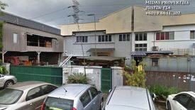 Warehouse / Factory for Sale or Rent in Petaling Jaya, Selangor
