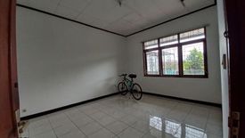 Rumah disewa dengan 3 kamar tidur di Alamendah, Jawa Barat