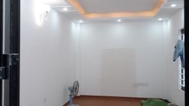 3 Bedroom House for sale in Viet Hung, Ha Noi