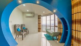4 Bedroom Condo for sale in Oranbo, Metro Manila