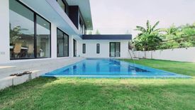 4 Bedroom House for sale in New Alabang Village, Metro Manila