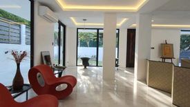 4 Bedroom House for sale in New Alabang Village, Metro Manila