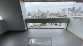 3 Bedroom Apartment for rent in BT Residence, Khlong Toei, Bangkok near BTS Nana