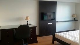 2 Bedroom Condo for sale in San Lorenzo, Metro Manila near MRT-3 Ayala