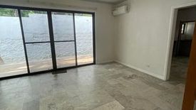 4 Bedroom House for rent in Dasmariñas North, Metro Manila near MRT-3 Ayala