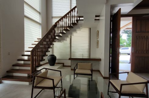 4 Bedroom House for rent in Amsic, Pampanga