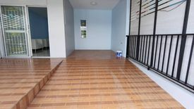 3 Bedroom Townhouse for sale in Khlong Sam, Pathum Thani