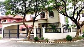 6 Bedroom House for sale in Almanza Dos, Metro Manila