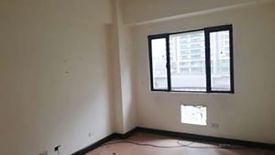 2 Bedroom Condo for sale in Forbeswood Heights, Bagong Tanyag, Metro Manila