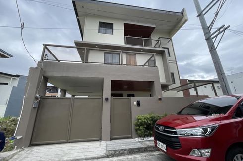7 Bedroom House for sale in Santa Lucia, Metro Manila