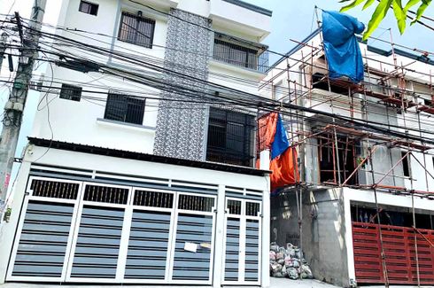 4 Bedroom Townhouse for sale in Tandang Sora, Metro Manila