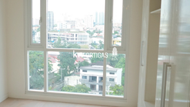 2 Bedroom Condo for sale in Addition Hills, Metro Manila