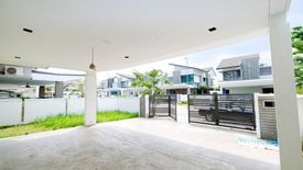 6 Bedroom House for sale in Rawang, Selangor