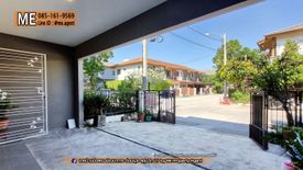 3 Bedroom Townhouse for sale in Pruksaville 73 Pattanakarn, Suan Luang, Bangkok