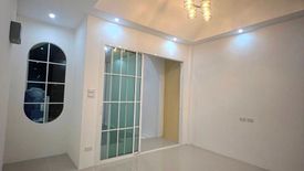 2 Bedroom Townhouse for sale in Chalong, Phuket