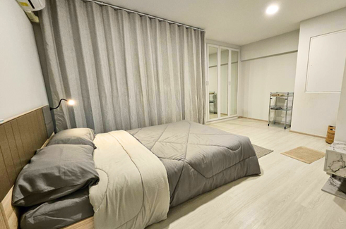 1 Bedroom Condo for rent in Kiarti Thanee City Mansion, Khlong Toei Nuea, Bangkok near BTS Asoke