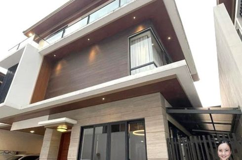 7 Bedroom Townhouse for sale in Pasong Tamo, Metro Manila