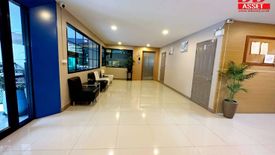 40 Bedroom Apartment for sale in Lam Phak Kut, Pathum Thani