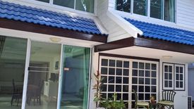 3 Bedroom House for rent in Khlong Toei Nuea, Bangkok near BTS Ploen Chit