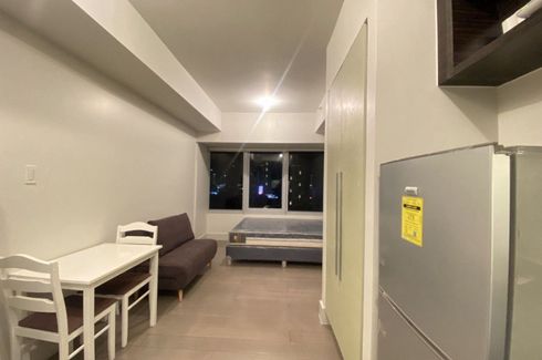 1 Bedroom Condo for rent in Makati, Metro Manila near MRT-3 Guadalupe