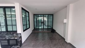 6 Bedroom Townhouse for rent in Khlong Tan, Bangkok near BTS Phrom Phong