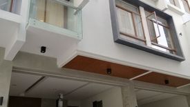 4 Bedroom House for sale in Little Baguio, Metro Manila