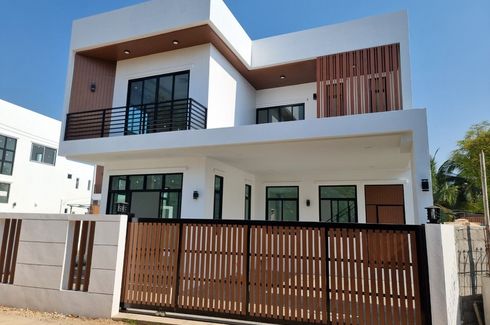 4 Bedroom House for sale in Mae Hia, Chiang Mai