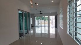 4 Bedroom House for sale in Batu Caves, Selangor