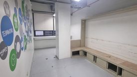 Office for rent in San Antonio, Metro Manila near MRT-3 Shaw Boulevard