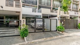 4 Bedroom Townhouse for sale in Kapitolyo, Metro Manila