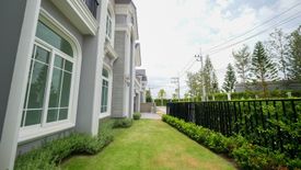 5 Bedroom House for sale in Prachathipat, Pathum Thani