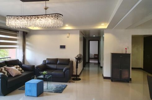 3 Bedroom Condo for sale in Tuscany Private Estate, McKinley Hill, Metro Manila