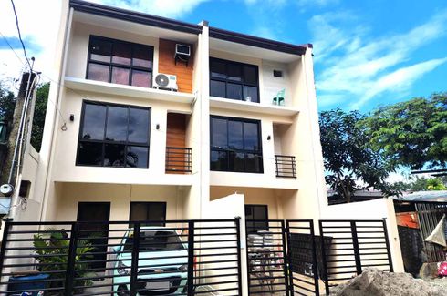 4 Bedroom House for sale in Guitnang Bayan II, Rizal