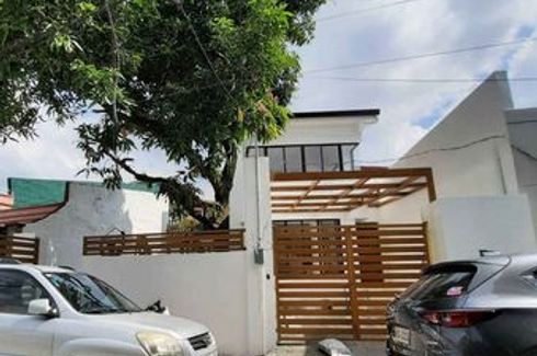 3 Bedroom House for sale in Milagrosa, Metro Manila