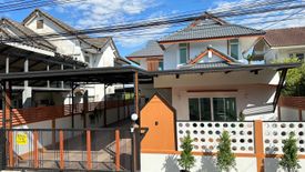 4 Bedroom House for sale in Mu Ban Paradise Garden, Khlong Sam Prawet, Bangkok