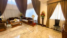 6 Bedroom House for sale in South Triangle, Metro Manila near MRT-3 Quezon Avenue